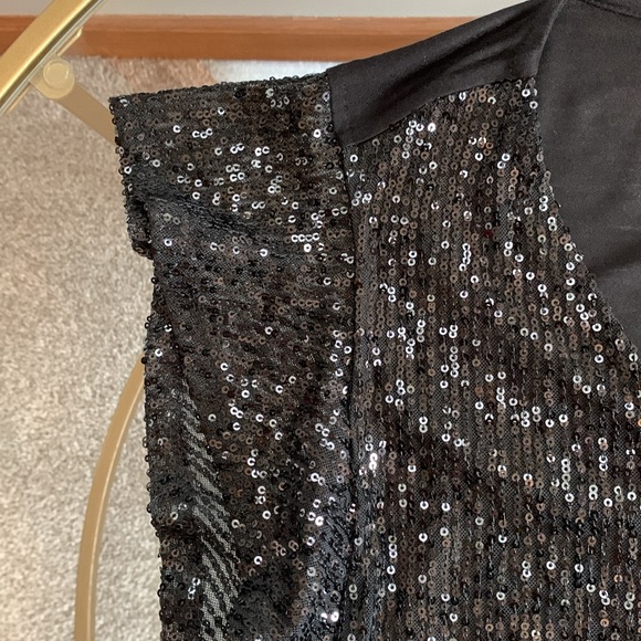 Maurices Sequined Short Sleeve Top - Picture 10 of 16